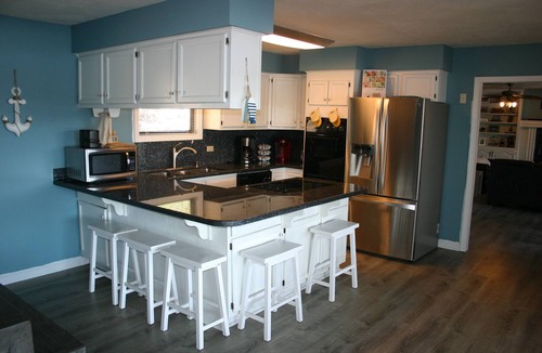 Climax Springs House | Large Lakefront Family Retreat on Quiet and Lively Cove
