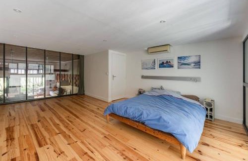 3rd Arrondissement Apartment | Large loft with terrace