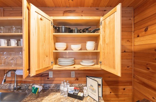 Bethlehem Cabin | Large Log Cabin for Groups