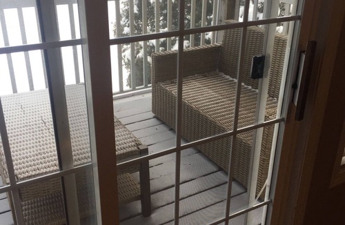 Marblehead Condo | Large Luxurious property in Marblehead with view of the lake and 3 balcony’s