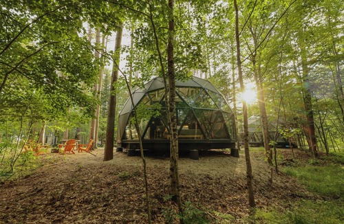 Freeport Cabin | Large, luxurious geodesic dome - 02