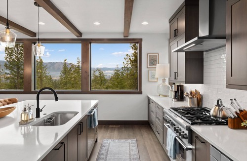 Cle Elum House | Large & Luxurious Retreat on 5 Wooded Acres w/Hot Tub and Game Room