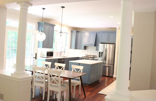 Ann Arbor House | Large, Luxury Getaway in Charming Upscale Dixboro Neighborhood