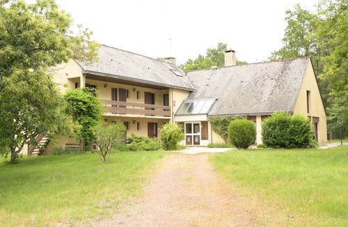 Rille House | Large nature gîte 20 pers - Bar - Veranda - 1 ha - Lake Rillé