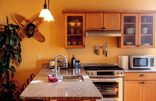 South End Apartment | Large Private 2 Bedroom Apt w/Epic Deck View