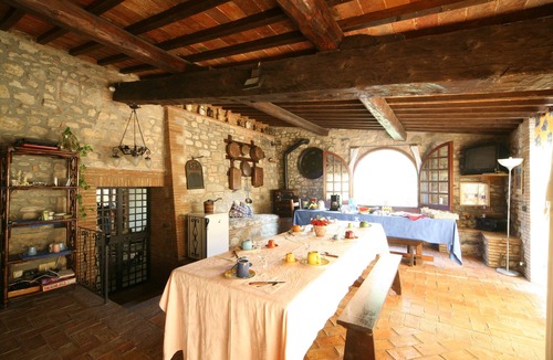 Ficulle Villa | Large private pool villa between Rome/Florence southern Tuscany in the countryside
