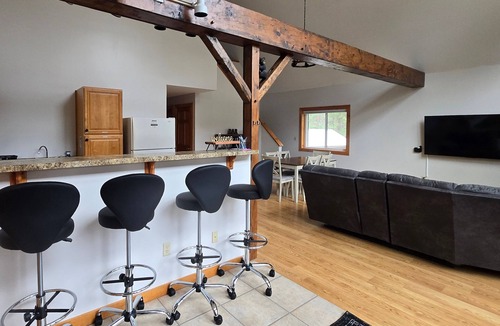 Woodsville House | Large Private White Mountains Retreat Hot Tub Theater Wi-Fi