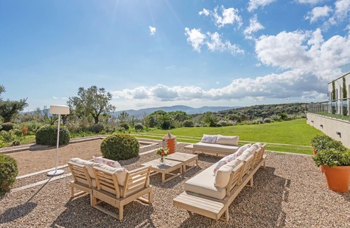 Grimaud Villa | Large property, sleeps up to 16, panoramic sea view