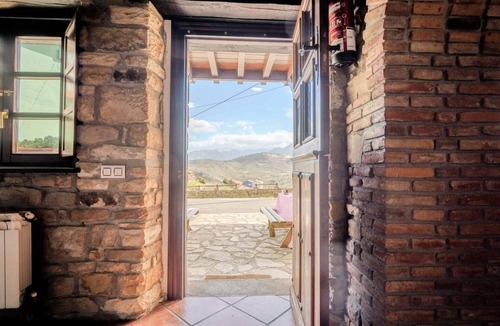 Puente Nuevo Cottage | Large Rural House in Picos de Europa with 8 bedrooms and 8 bathrooms.
