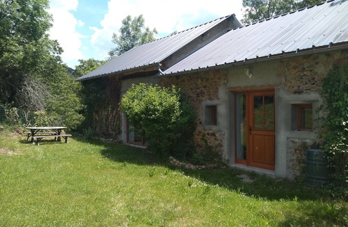 Chaumard House | Large, renovated country house. Children and pets welcome!