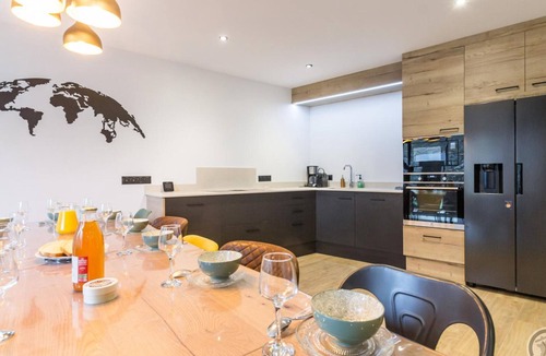 Dragey-Ronthon Cottage | Large renovated house, near beach, pets allowed