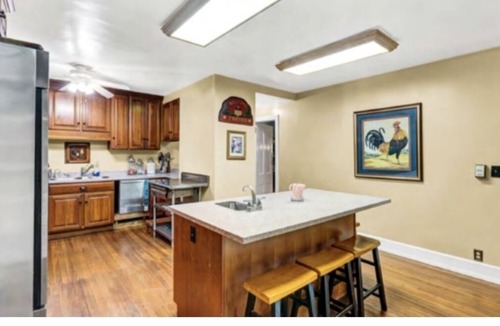 Warrenton House | Large Room Facing the Manor Lawn