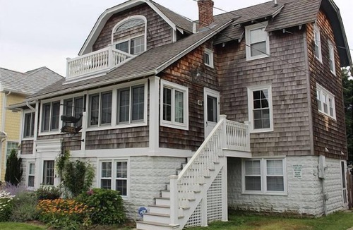 South Rehoboth House | Large Seven-Bedroom Vacation Rental in the Ocean Block!
