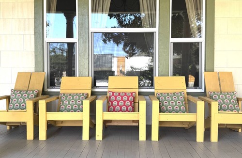 Walla Walla House | Large & spacious: 12 guests & walkable to Main St!