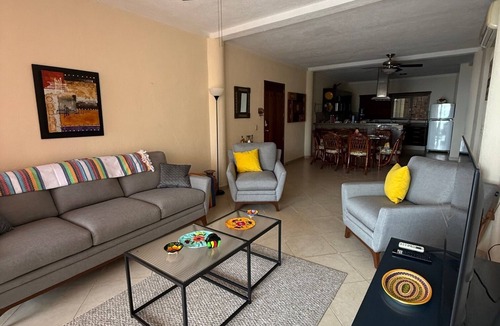 Colonia 5 de Diciembre Condo | Large spacious 2 Bedroom 2 Bathroom condo with spectacular Bay Views.