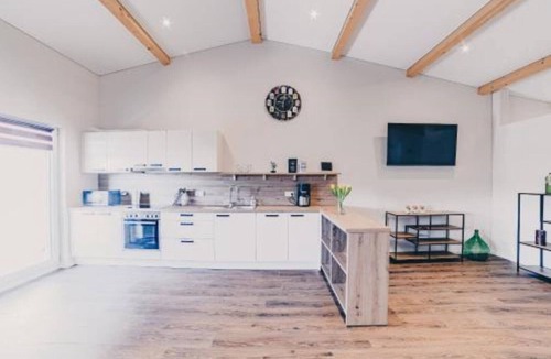 Eggenthall Apartment | Large spacious vacation apartment with balcony and three bedrooms in the Allgäu