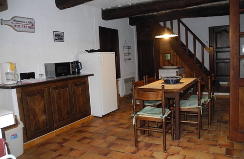 Mollans-sur-Ouveze House | Large stone house with flair in Drôme provençale