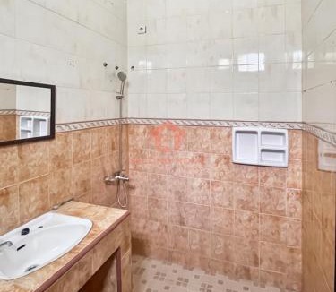 Palembang Villa | Large & Strategic 3BR House Palembang City