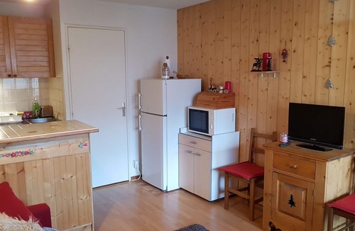 Vallouise Apartment | Large Studio Cabin with magnificent view of the Mountains