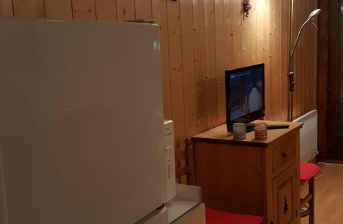 Vallouise Apartment | Large Studio Cabin with magnificent view of the Mountains