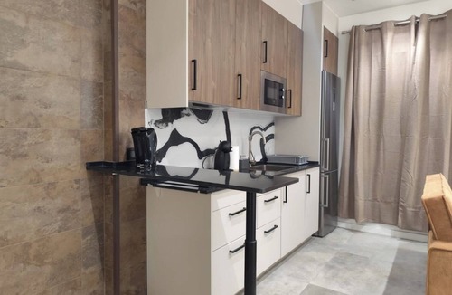 Camins al Grau Apartment | Large Studio in Valencia