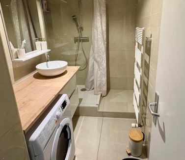 Torcy-le-Grand Apartment | Large Studio Near Train station and Disney