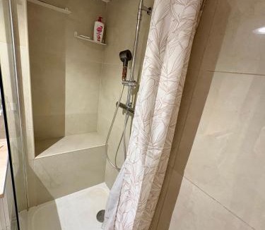 Torcy-le-Grand Apartment | Large Studio Near Train station and Disney