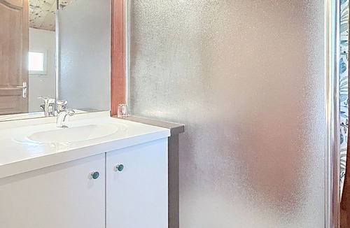Bahus-Soubiran Apartment | Large studio of more than 35 M2 ideal for curistes spa Eugénie les Bains