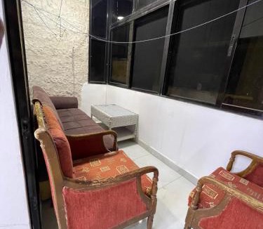 Al Swaifyeh Apartment | Large Studio, Sweifieh, Seventh Circle