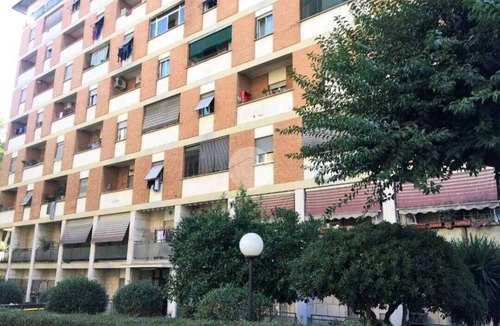 Zona I Val Melaina Apartment | LARGE STUDIO VIMERCATI