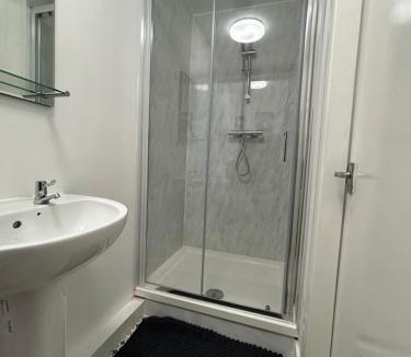 Skegby Apartment | Large Studio with homely features!