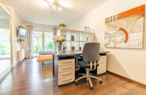 Weinheim Apartment | Large terrace surrounded by greenery Sauna Near the Old Town