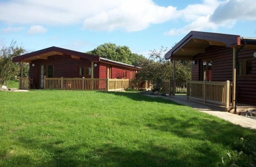 East Huntspill Cabin | Large three bedroom lodge with private hot tub, located in the heart of Somerset.