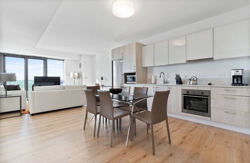West Fens Apartment | Large Two Bedroom, One Block From Fenway Park