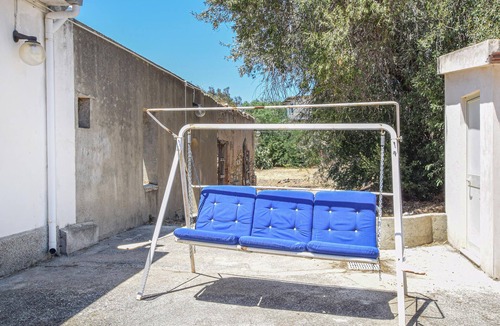 Lazzaro House | Large vacation home with plenty of space for the whole family and a fantastic view of the sea.