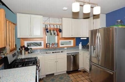 Lower East Side House | Large Victorian in Perfect Location!