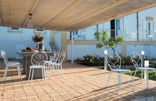 Marsala Villa | large villa rental with pool, sicily, trapani