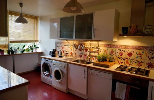 La Pointe Rouge Apartment | Large, warm and bright apartment set in exceptional grounds