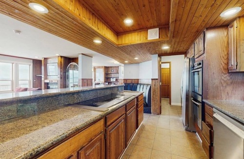 Clinton House | Large waterfront estate with main house, townhouse w/hot tub + studio cottage