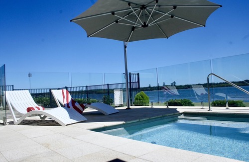 Harrington House | Large Waterfront Holiday House with everything