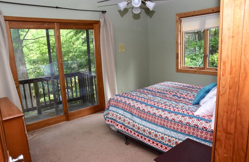 Mineral House | Large Waterfront Lake House on Beautiful Lake Anna - 5 Bedroom