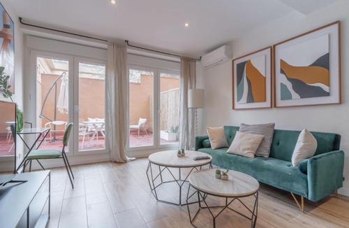 Almenara Apartment | Large with terrace- 2Bd 1.5Bth- Plaza Castilla