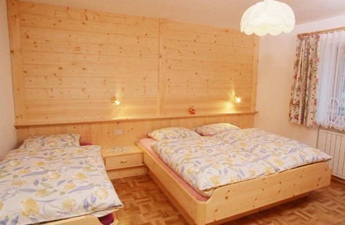 La Villa Apartment | Larger three-room apartment