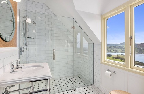 Dunedin Cabin | Larnach Lodge