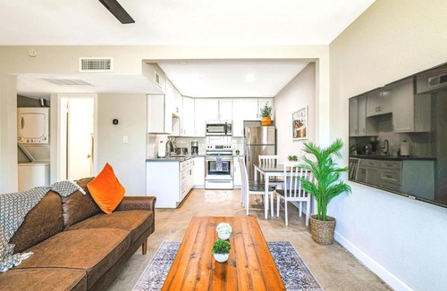 Camelback East Apartment | LaRocco On Turney Biltmore