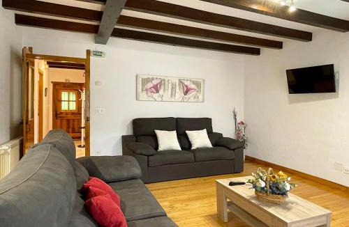 Etxalar House | Larrapil