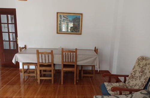 Muxia Apartment | Las 4 columnas (MFA)