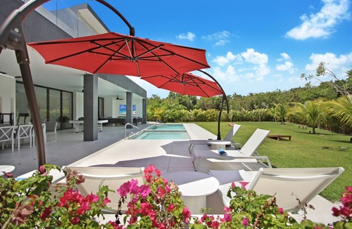 Punta Cana Villa | Las Palmas Mansion: Exclusive luxury retreat w/pools, Jacuzzis, games, staff & golf carts