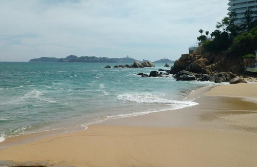 Costera Acapulco Apartment | LAS TORRES GEMELAS IDEAL