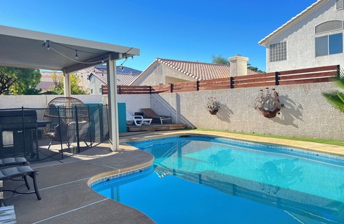 Las Vegas House | Las Vegas Home with Pool and optional pool heating